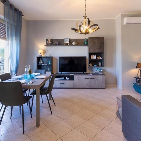 Casa Del Bello - Appartamento Di Fronte Al Mare A Silvi Silvi Marina Eksteriør billede