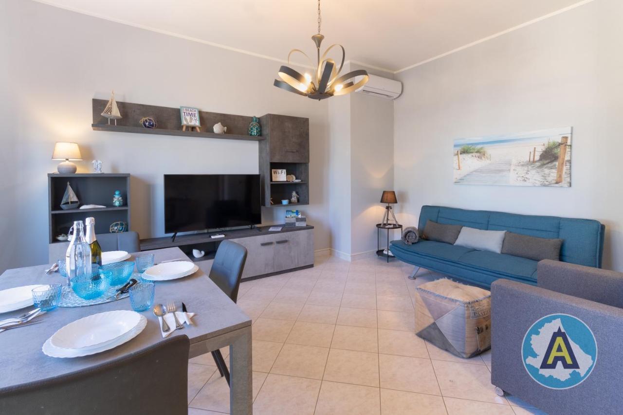Casa Del Bello - Appartamento Di Fronte Al Mare A Silvi Silvi Marina Eksteriør billede